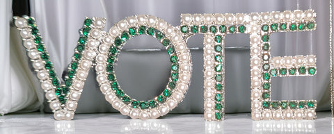 Vote pin emerald/pearl