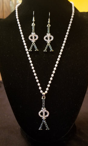 Pearls & Bling necklace and earring set